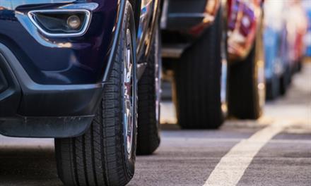 ignoring-vehicle-recall vehicle tires in traffic